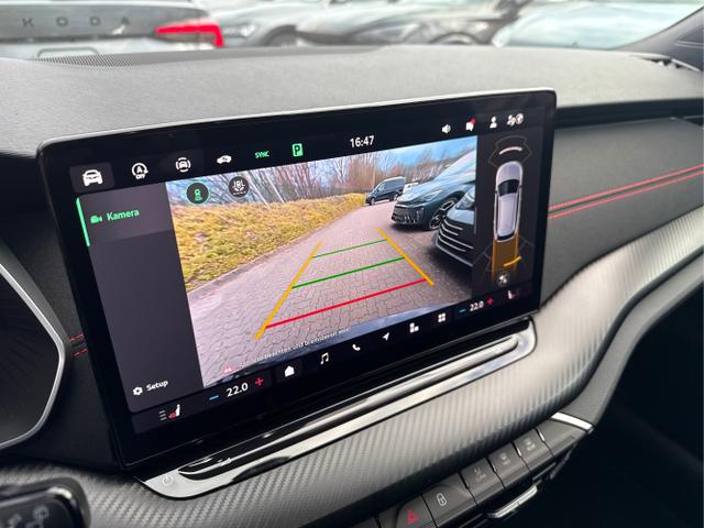 Skoda / Octavia Combi / Schwarz / / / NAVI+MATRIX-LED+EL. HECKKL.+ 18LM