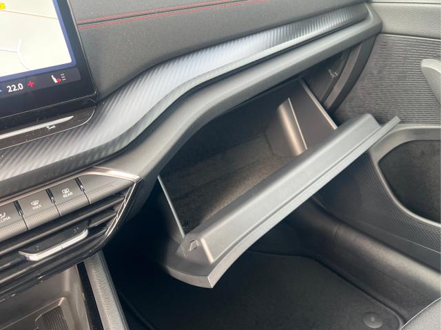 Skoda / Octavia Combi / Grau / / / NAVI+MATRIX-LED+EL. HECKKL.+ 18LM