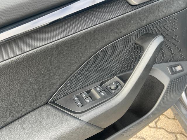 Skoda / Octavia Combi / Grau / / / NAVI+MATRIX-LED+EL. HECKKL.+ 18LM