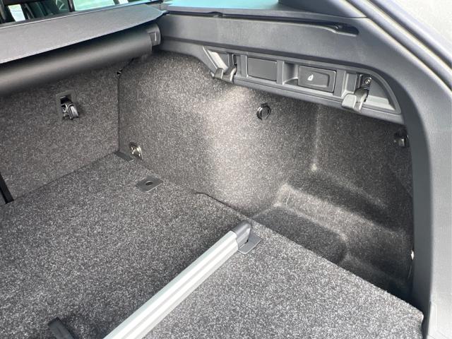 Skoda / Octavia Combi / Grau / / / NAVI+MATRIX-LED+EL. HECKKL.+ 18LM