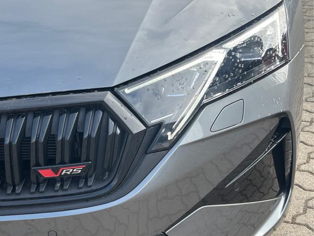 Skoda / Octavia Combi / Grau / / / NAVI+MATRIX-LED+EL. HECKKL.+ 18LM