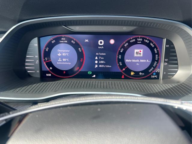 Skoda / Octavia Combi / Schwarz / / / NAVI+MATRIX-LED+EL. HECKKL.+ 18LM