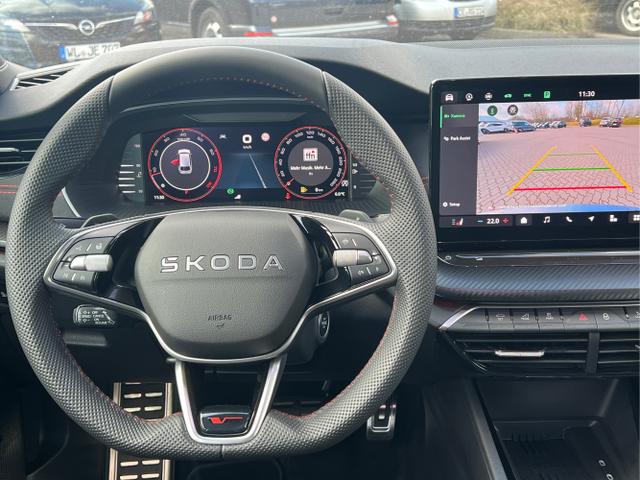 Skoda / Octavia Combi / Grau / / / PANO+NAVI+MATRIX+CANTON+19 LM+KAMERA