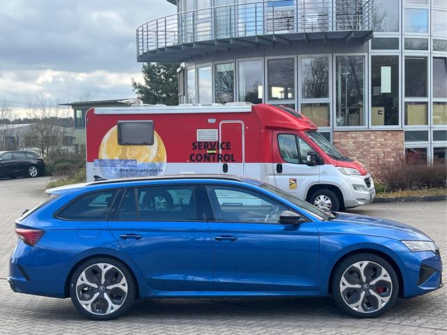 Skoda / Octavia Combi / Blau / / / PANO+NAVI+MATRIX+CANTON+19 LM+KAMERA