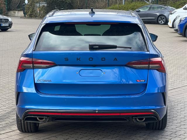 Skoda / Octavia Combi / Blau / / / PANO+NAVI+MATRIX+CANTON+19 LM+KAMERA
