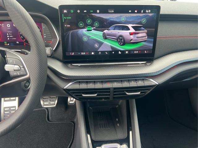 Skoda / Octavia Combi / Blau / / / PANO+NAVI+MATRIX+CANTON+19 LM+KAMERA