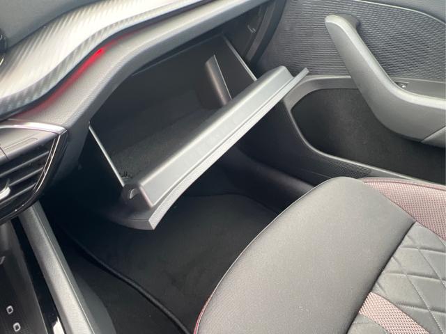 Skoda / Octavia Combi / Blau / / / PANO+NAVI+MATRIX+CANTON+19 LM+KAMERA