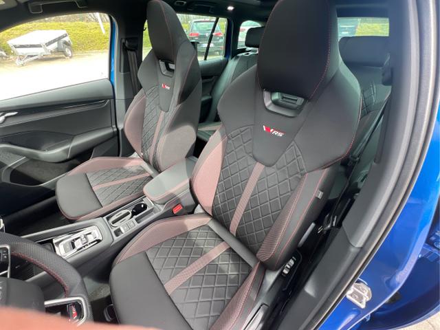 Skoda / Octavia Combi / Blau / / / PANO+NAVI+MATRIX+CANTON+19 LM+KAMERA