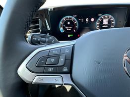 Volkswagen Passat Variant Elegance DSG+AHK+NAVI+MATRIX+MASSAGE+ACC+KAMERA 