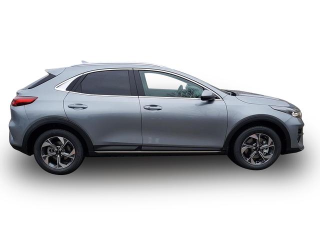 Beispielbilder, ggf. teilweise mit Sonderausstattung