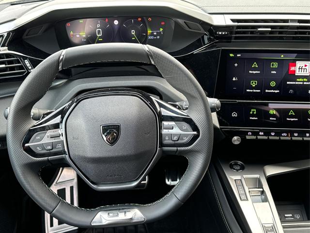 Peugeot / 408 / / / / 