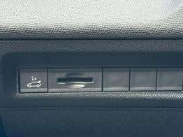 Peugeot 408 GT 360° KAMERA+PDC+NAVI+MATRIX LED+19 LM 