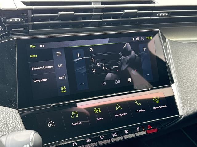 Peugeot / 408 / / / / 