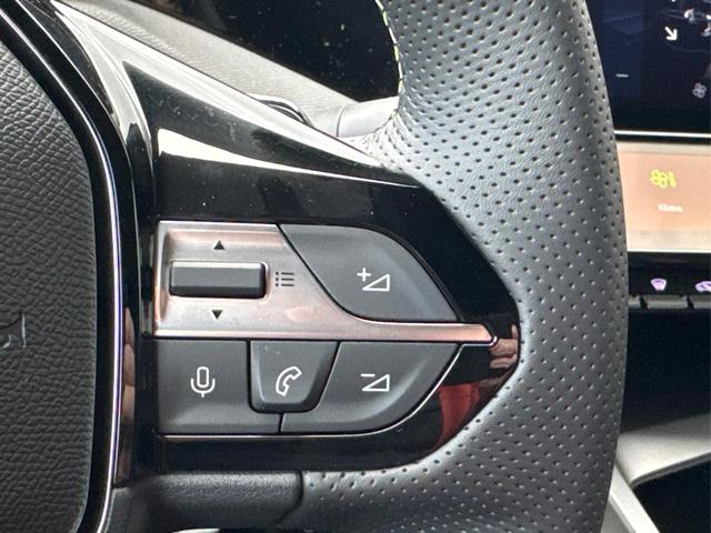 Peugeot / 408 / / / / 
