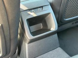 Audi A5 Basis AHK+NAVI+EL.HECKKL.+PDC+LED+17 LM 