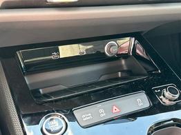 Audi A5 Avant Basis *SOFORT* NAVI+PDC+SHZ+EL.HECKKL.+17 LM 