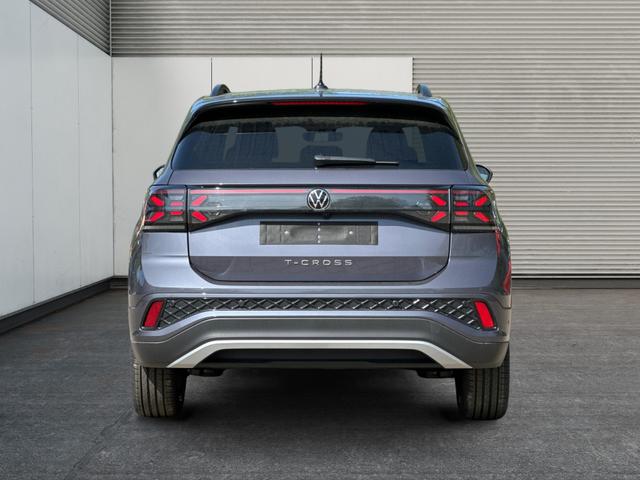Volkswagen / T-Cross / / / / NAVI+IQ.LIGHT MATRIX+ACC+KAMERA+18'' ALU