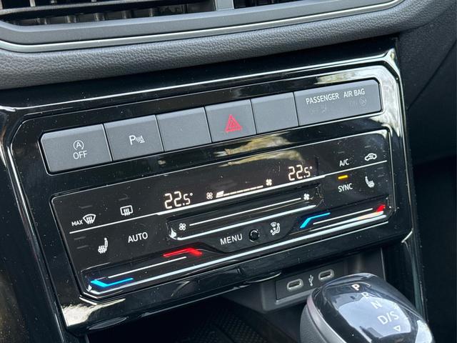 Volkswagen / T-Cross / / / / NAVI+IQ.LIGHT MATRIX+ACC+KAMERA+18'' ALU