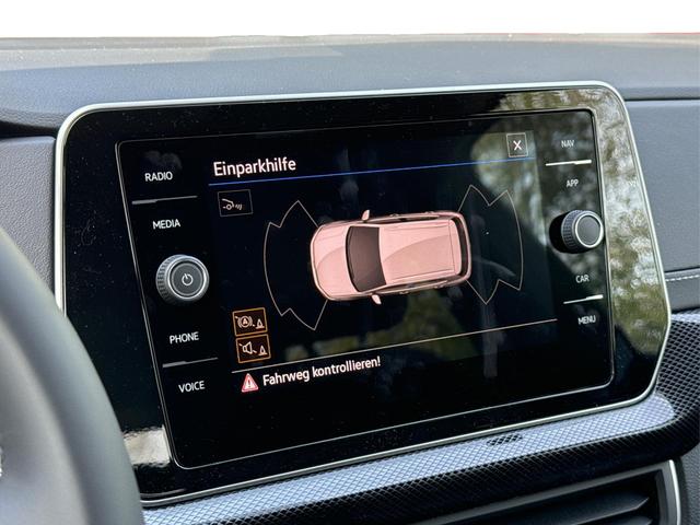 Volkswagen / T-Cross / / / / NAVI+IQ.LIGHT MATRIX+ACC+KAMERA+18'' ALU