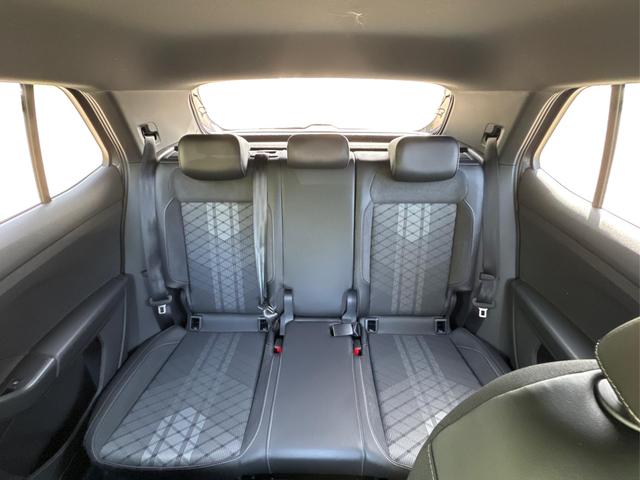 Volkswagen / T-Cross / / / / NAVI+IQ.LIGHT MATRIX+ACC+KAMERA+18'' ALU