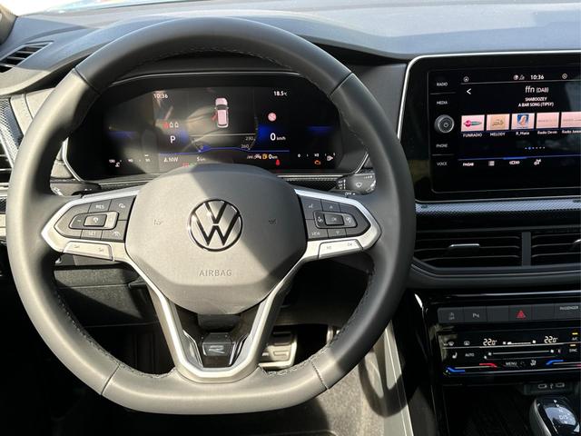 Volkswagen / T-Cross / / / / NAVI+IQ.LIGHT MATRIX+ACC+KAMERA+18'' ALU