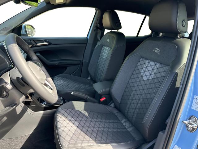 Volkswagen / T-Cross / / / / NAVI+IQ.LIGHT MATRIX+ACC+KAMERA+18'' ALU