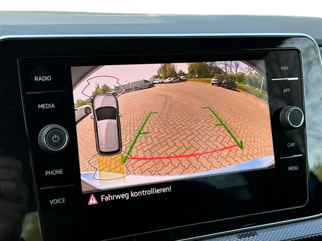 Volkswagen / T-Cross / / / / NAVI+IQ.LIGHT MATRIX+ACC+KAMERA+18'' ALU