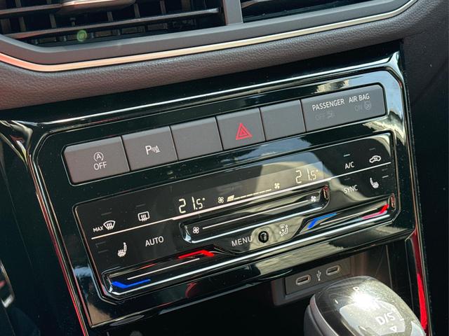 Volkswagen / T-Cross / / / / NAVI+IQ.LIGHT MATRIX+ACC+KAMERA+18'' ALU