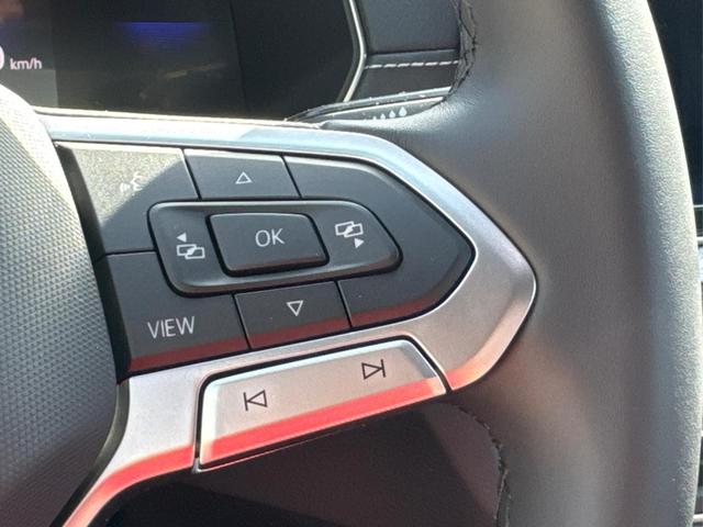 Volkswagen / T-Cross / / / / NAVI+IQ.LIGHT MATRIX+ACC+KAMERA+18'' ALU