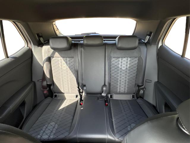 Volkswagen / T-Cross / / / / NAVI+IQ.LIGHT MATRIX+ACC+KAMERA+18'' ALU