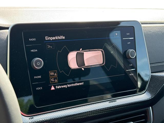 Volkswagen / T-Cross / / / / NAVI+IQ.LIGHT MATRIX+ACC+KAMERA+18'' ALU