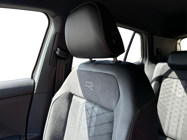 Volkswagen / T-Cross / / / / NAVI+IQ.LIGHT MATRIX+ACC+KAMERA+18'' ALU