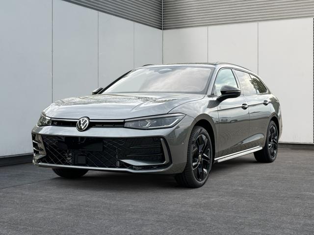 Volkswagen Passat Variant - R-Line 4WD+AHK+PANO+STANDHZG+BLACK STYLE+360 KAMERA