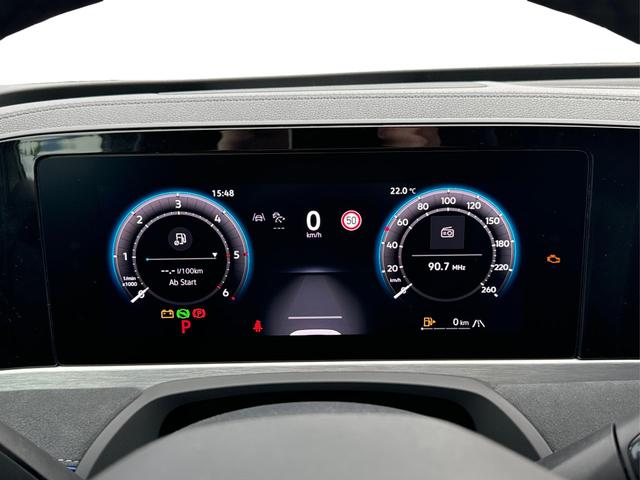 Volkswagen / Passat Variant / Grau / / / 4WD+AHK+PANO+STANDHZG+BLACK STYLE+360 KAMERA