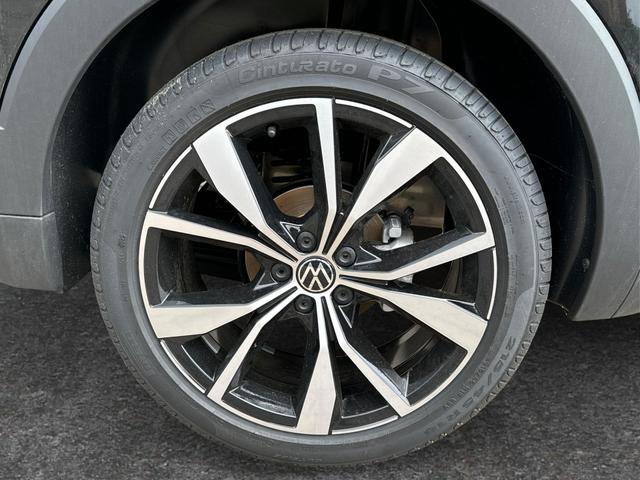 Volkswagen / T-Cross / / / / NAVI+IQ.LIGHT MATRIX+ACC+KAMERA+18'' ALU