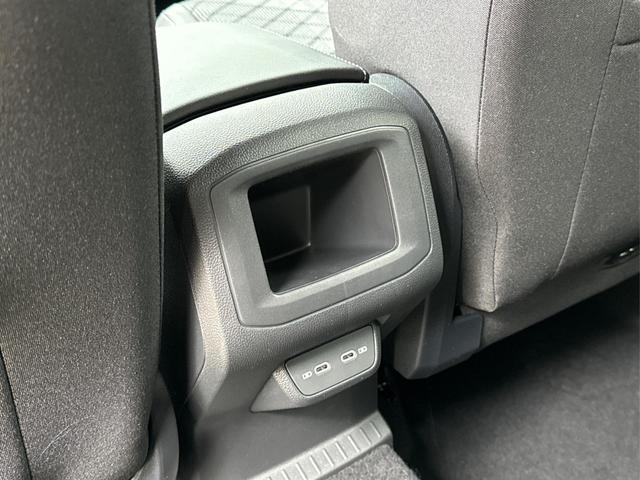 Volkswagen / T-Cross / / / / NAVI+IQ.LIGHT MATRIX+ACC+KAMERA+18'' ALU