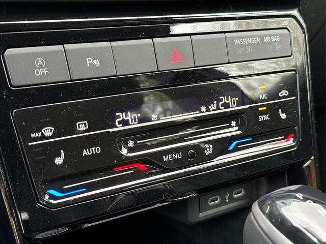 Volkswagen / T-Cross / / / / NAVI+IQ.LIGHT MATRIX+ACC+KAMERA+18'' ALU