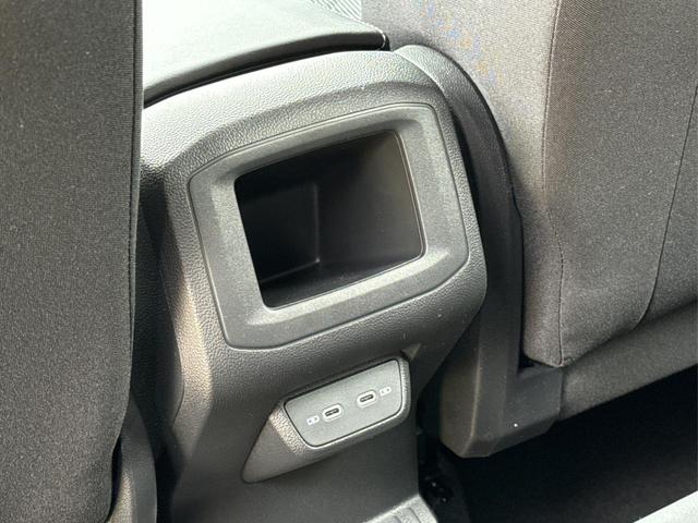 Volkswagen / T-Cross / / / / NAVI+IQ.LIGHT MATRIX+ACC+KAMERA+18'' ALU