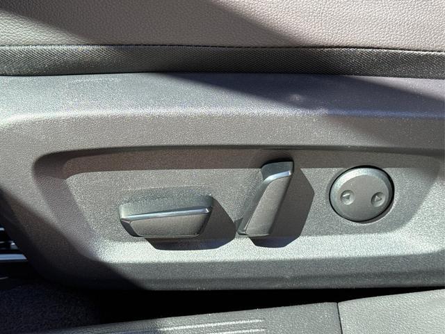 Nissan / Qashqai / Rot / / / FACELIFT+360°KAMERA+ACC+PDC+EL. HECKKL. 