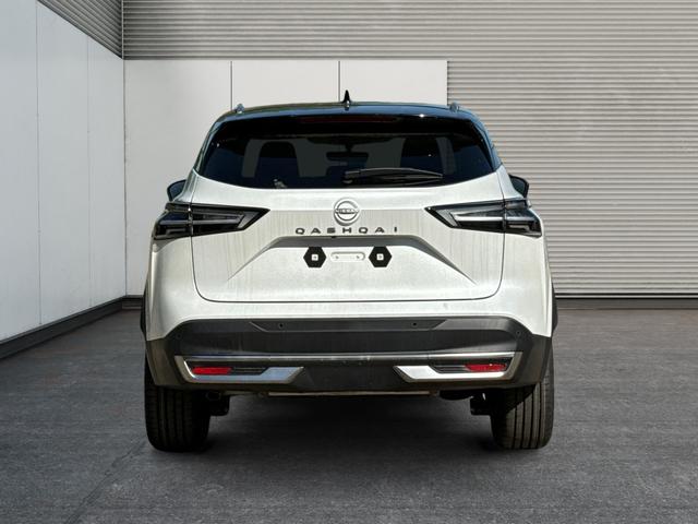 Nissan / Qashqai / Weiß / / / FACELIFT+KAMERA+ACC+PDC+SHZ+LED 