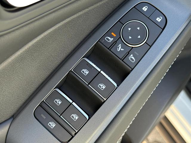 Nissan / Qashqai / Weiß / / / FACELIFT+KAMERA+ACC+PDC+SHZ+LED 