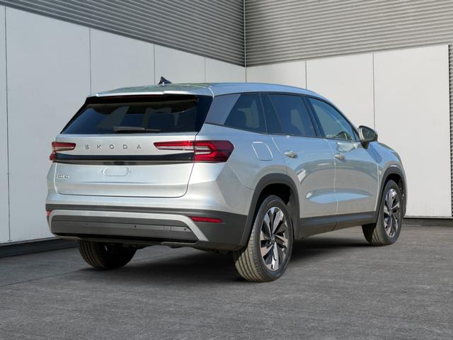 Skoda / Kodiaq / Silber / / / DSG+7 SITZE+AHK+EL. HECKKL.+NAVI+19'' ALU+ACC+KAMERA