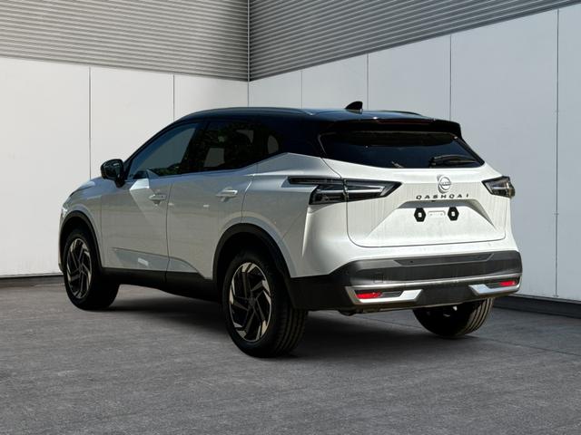 Nissan / Qashqai / Weiß / / / FACELIFT+KAMERA+ACC+PDC+SHZ+LED 