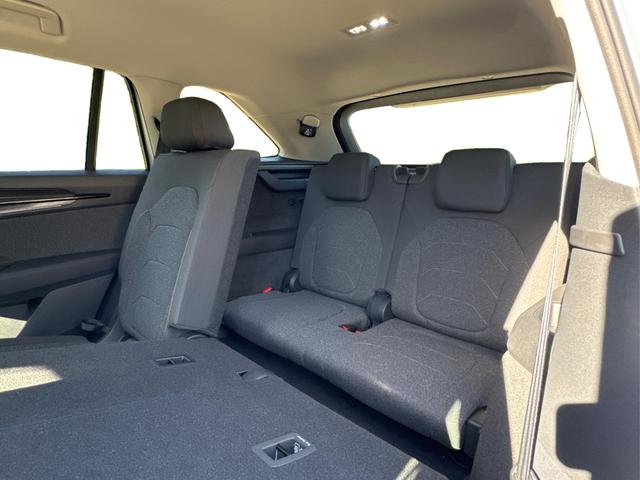 Skoda / Kodiaq / Silber / / / DSG+7 SITZE+AHK+EL. HECKKL.+NAVI+19'' ALU+ACC+KAMERA