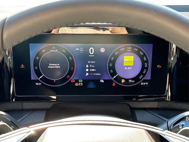 Skoda / Kodiaq / Silber / / / DSG+7 SITZE+AHK+EL. HECKKL.+NAVI+19'' ALU+ACC+KAMERA