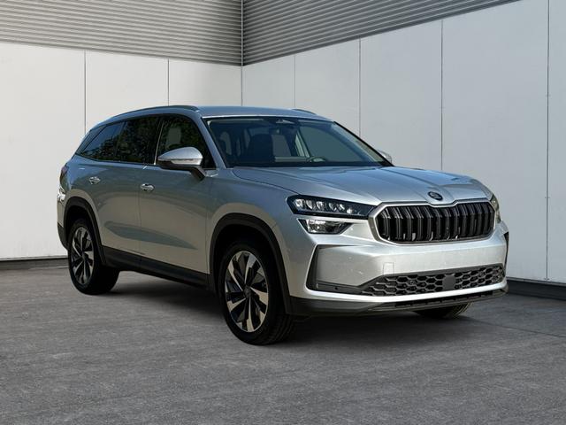 Skoda / Kodiaq / Silber / / / DSG+7 SITZE+AHK+EL. HECKKL.+NAVI+19'' ALU+ACC+KAMERA