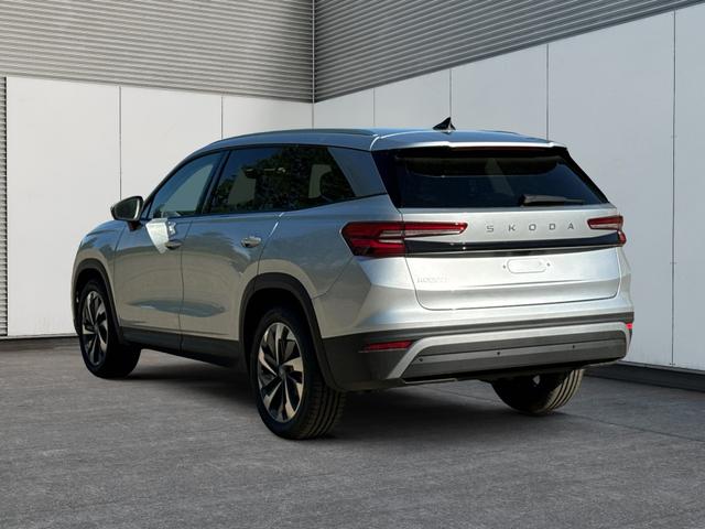 Skoda / Kodiaq / Silber / / / DSG+7 SITZE+AHK+EL. HECKKL.+NAVI+19'' ALU+ACC+KAMERA