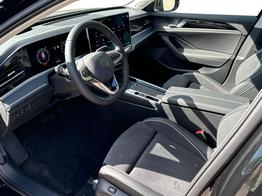 Volkswagen Passat Variant Elegance DSG+AHK+NAVI+MATRIX+MASSAGE+ACC+KAMERA 