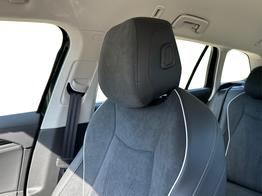 Volkswagen Passat Variant Elegance DSG+AHK+NAVI+MATRIX+MASSAGE+ACC+KAMERA 