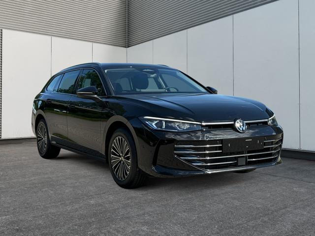Volkswagen / Passat Variant / Schwarz / / / DSG+AHK+NAVI+MATRIX+MASSAGE+ACC+KAMERA